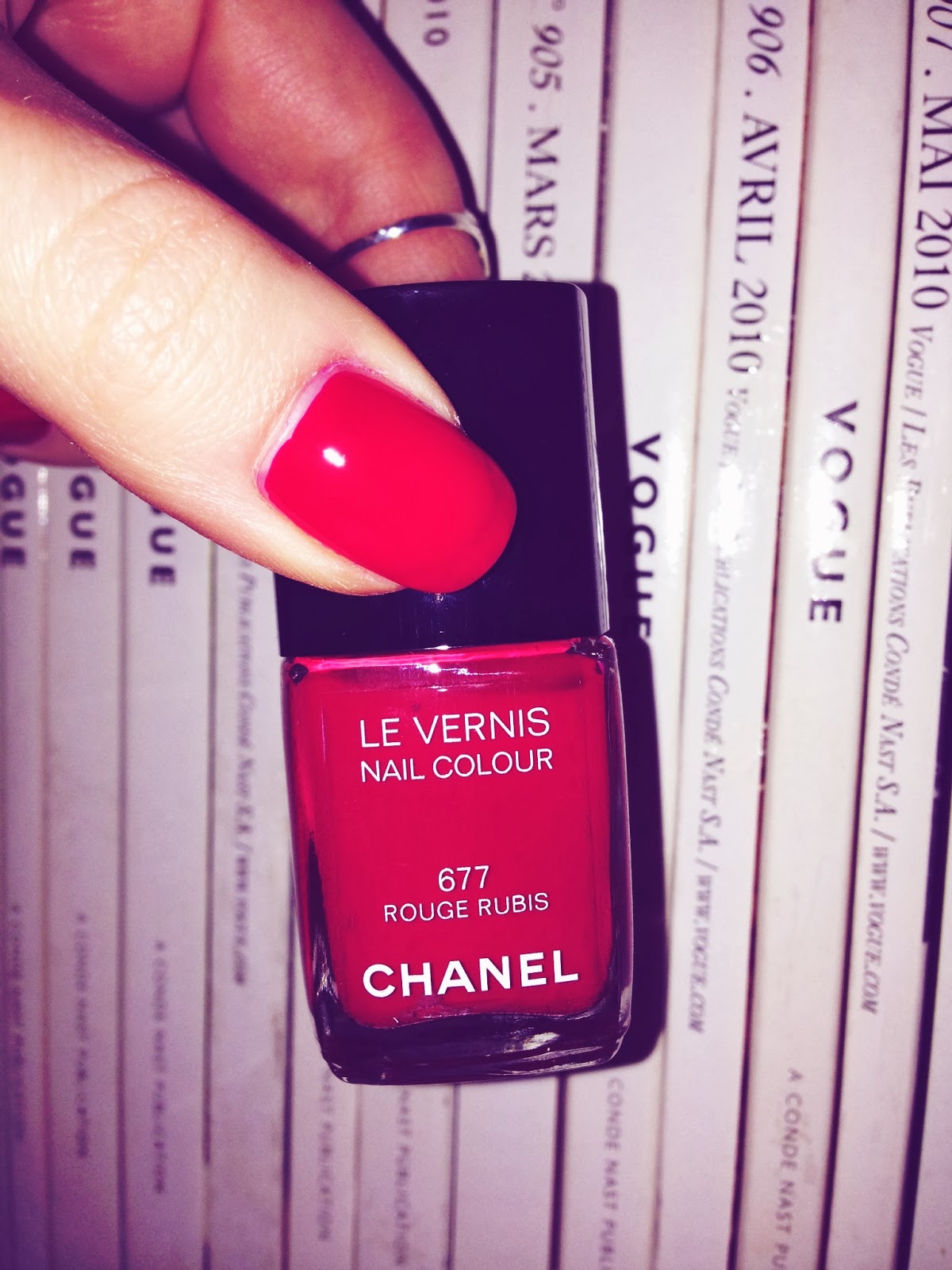 INFASHIONLOVE.COM: Festive Beauty Look: With Chanel Nuit Infinie ...