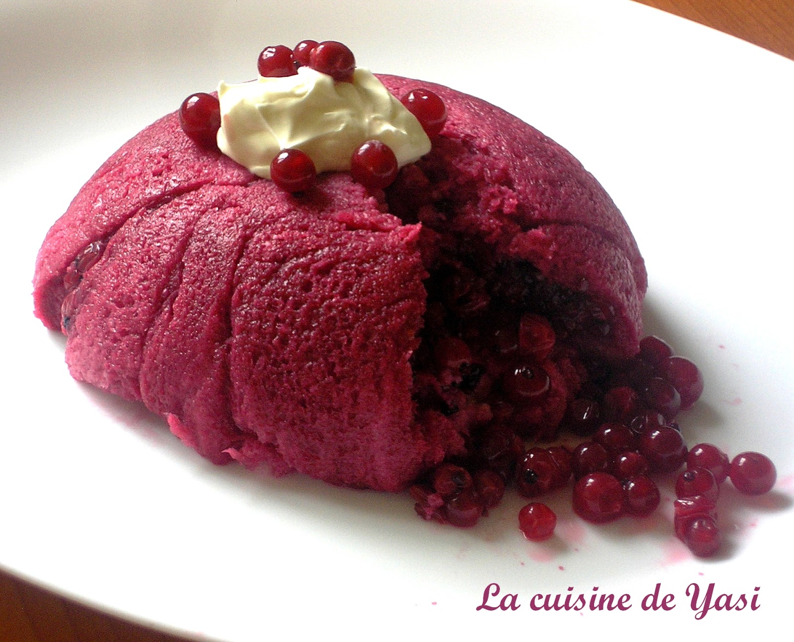 La cuisine de Yasemin British summer pudding Pudding aux fruits rouges