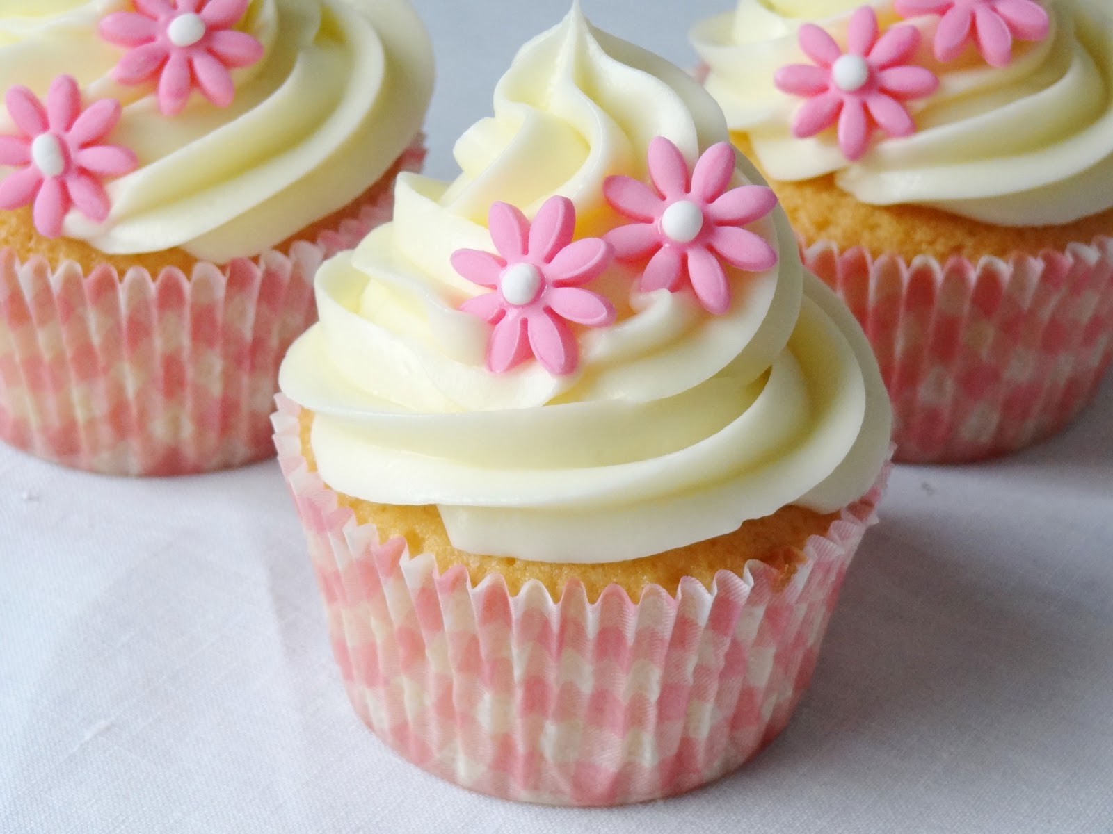 Secretos de Cupcakes: Cupcakes de mantequilla