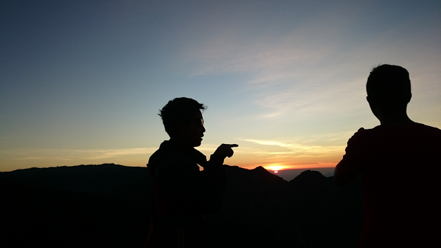 sunrise puncak gunung bismo