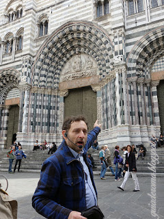 Duomo de GÊnova com guia em português, Italia