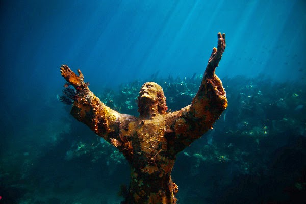 AmAZInG plaCE In ThE WoRld: Christ of the Abyss