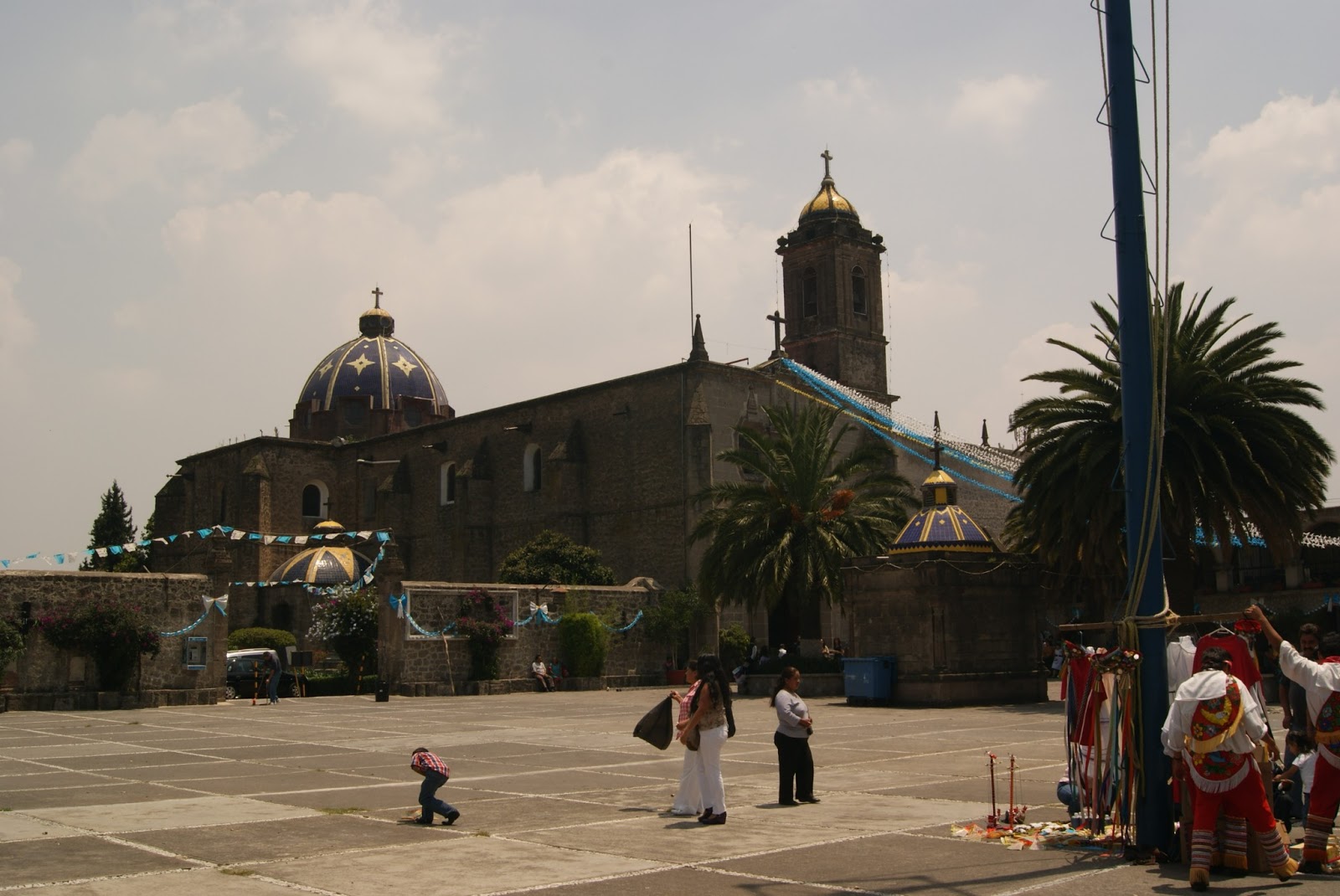 La Basilica de Remedios Naucalpan BASILICA DE LOS REMEDIOS NAUCALPAN DE JUARES ESTADO DE MEXICO La Basilica de Remedios Naucalpan BASILICA DE LOS REMEDIOS NAUCALPAN DE JUARES ESTADO DE MEXICO