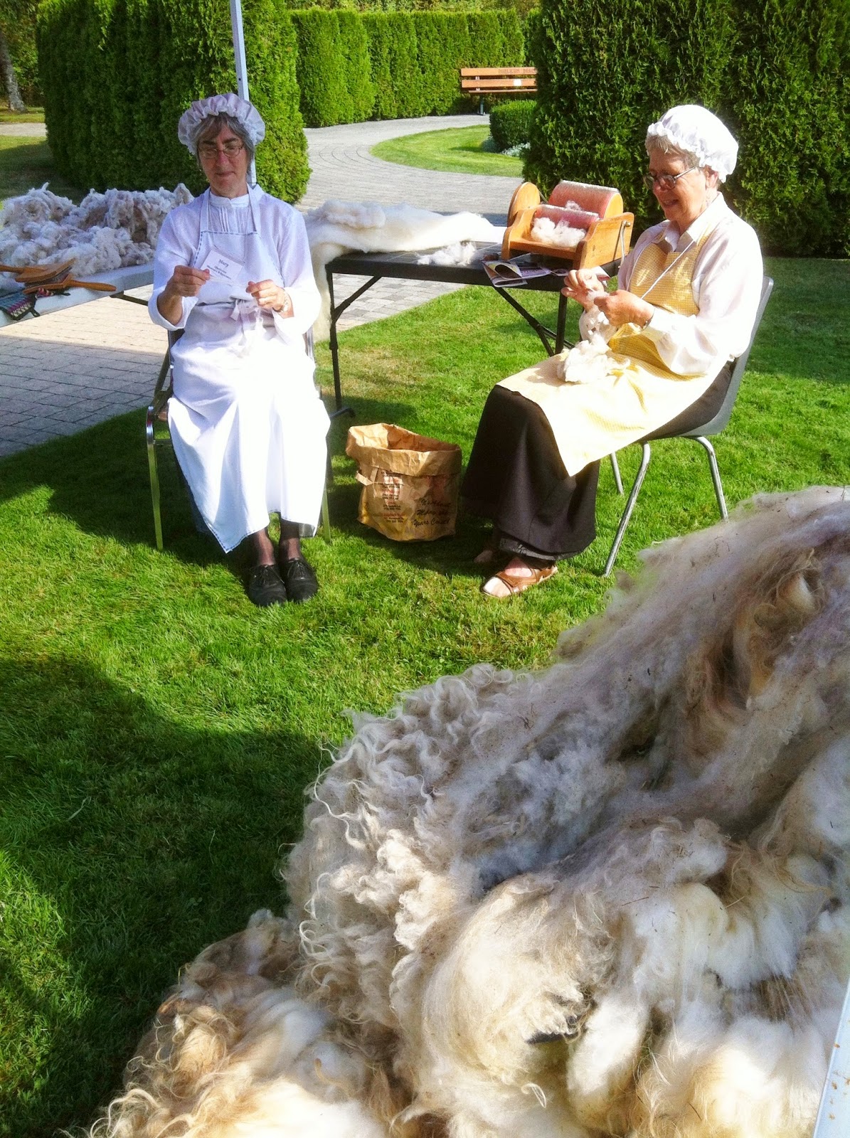 Qualicum Weavers and Spinners Guild What I did on my summer holiday