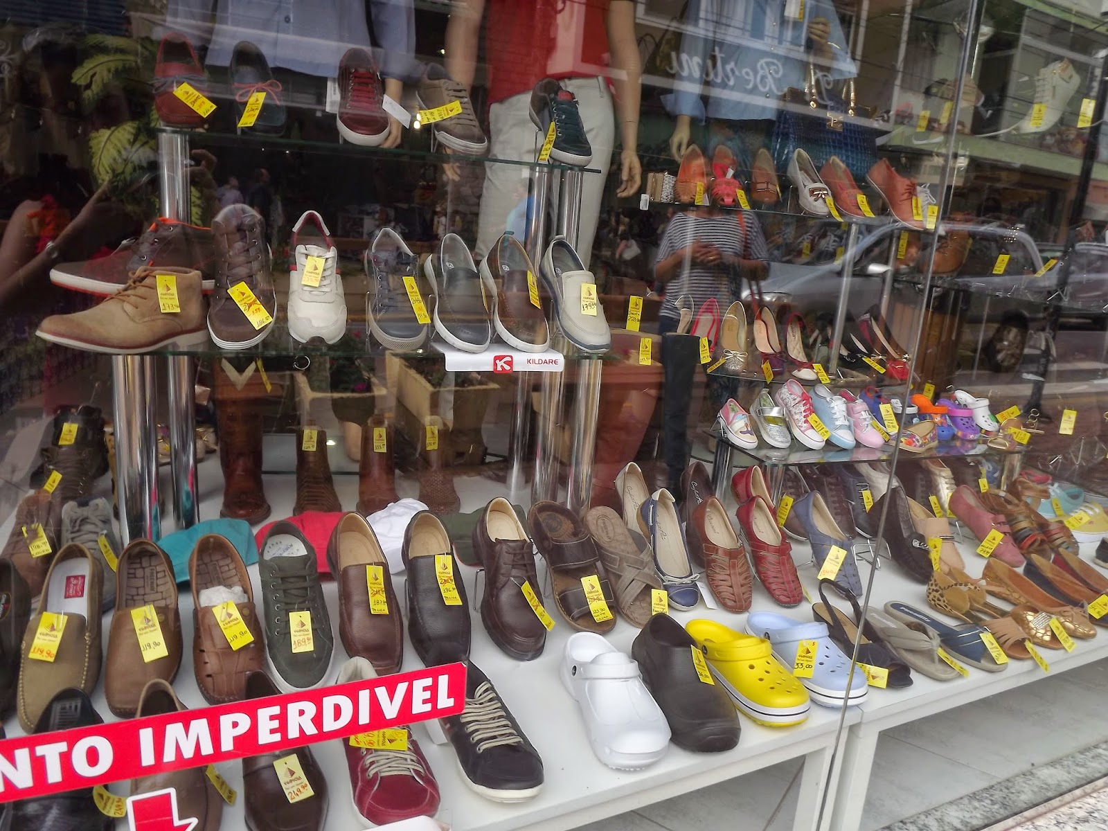 Lugares e Seus Passeios: Serra Negra – SP: Turismo de compras