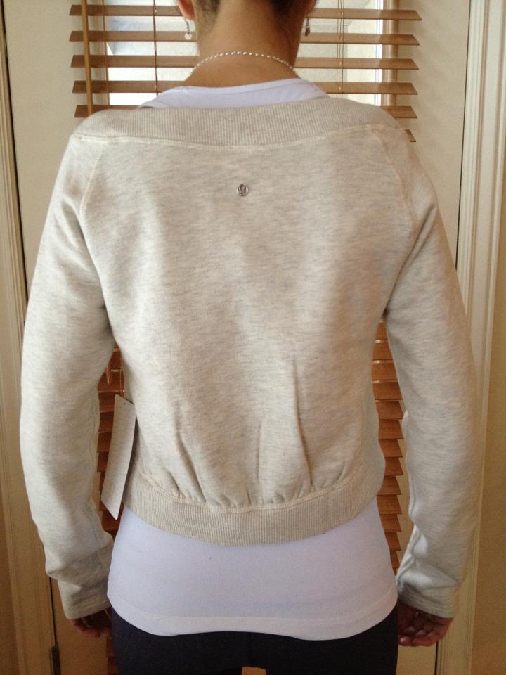 Lululemon Addict: Spotted In Stores: Good Karma Pullover and Deep ...
