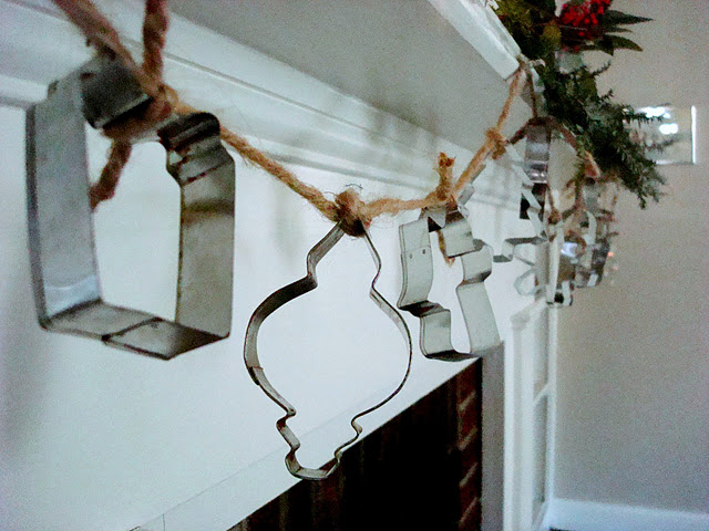Please Note: Bright Idea: Cookie Cutter Crafts