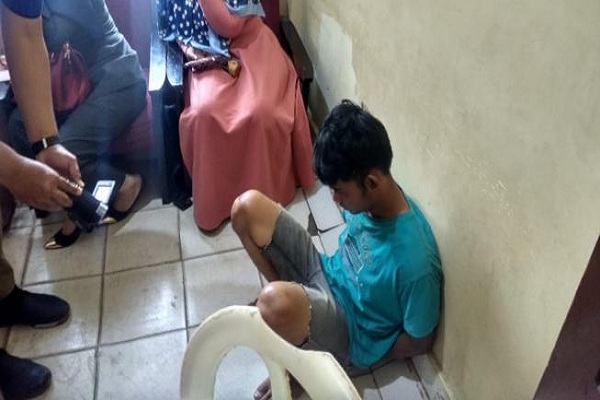 Tersangka pelaku begal payudara mahasiswi UIN Palembang, Selasa (2/10/2018)