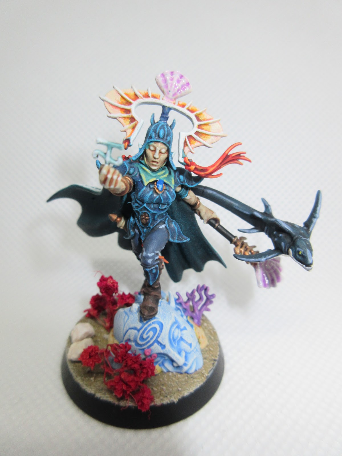 Making miniatures with Mario: Idoneth Deepkin : First Isharann ...