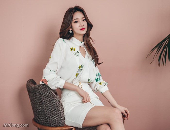 Beautiful Park Jung Yoon in a fashion photo shoot in March 2017 (775 photos) photo 17-19