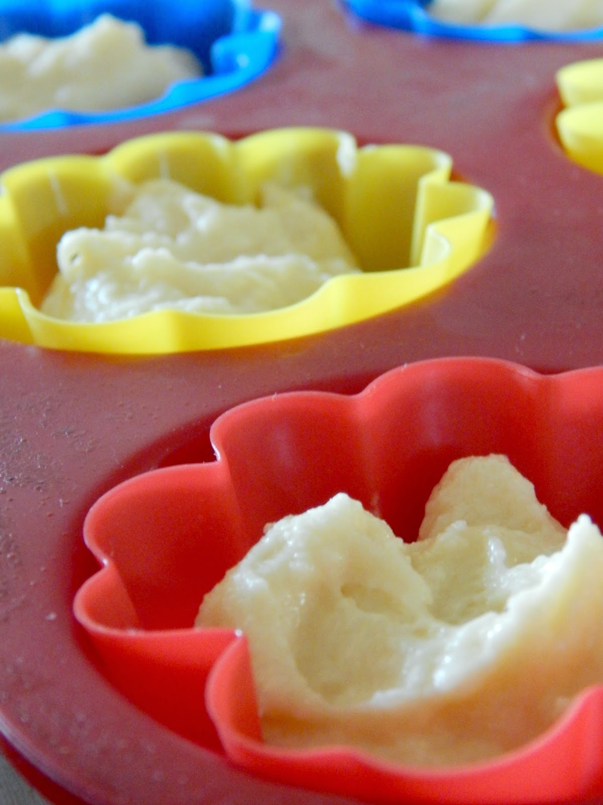 Ally's Sweet &amp; Savory Eats Vanilla Almond Cupcakes