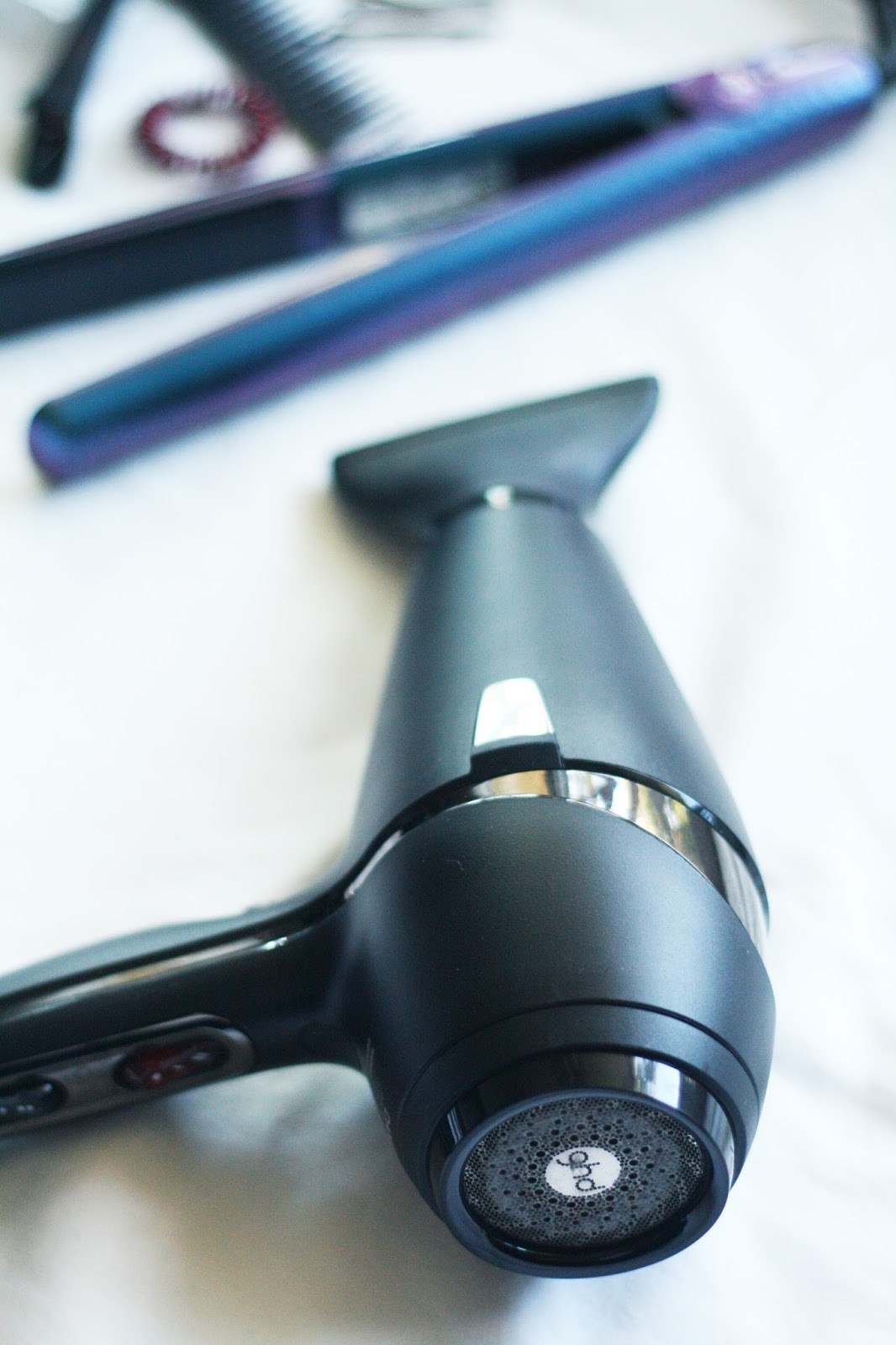 How I achieve salon straight hair with ghd Sarah Satongar