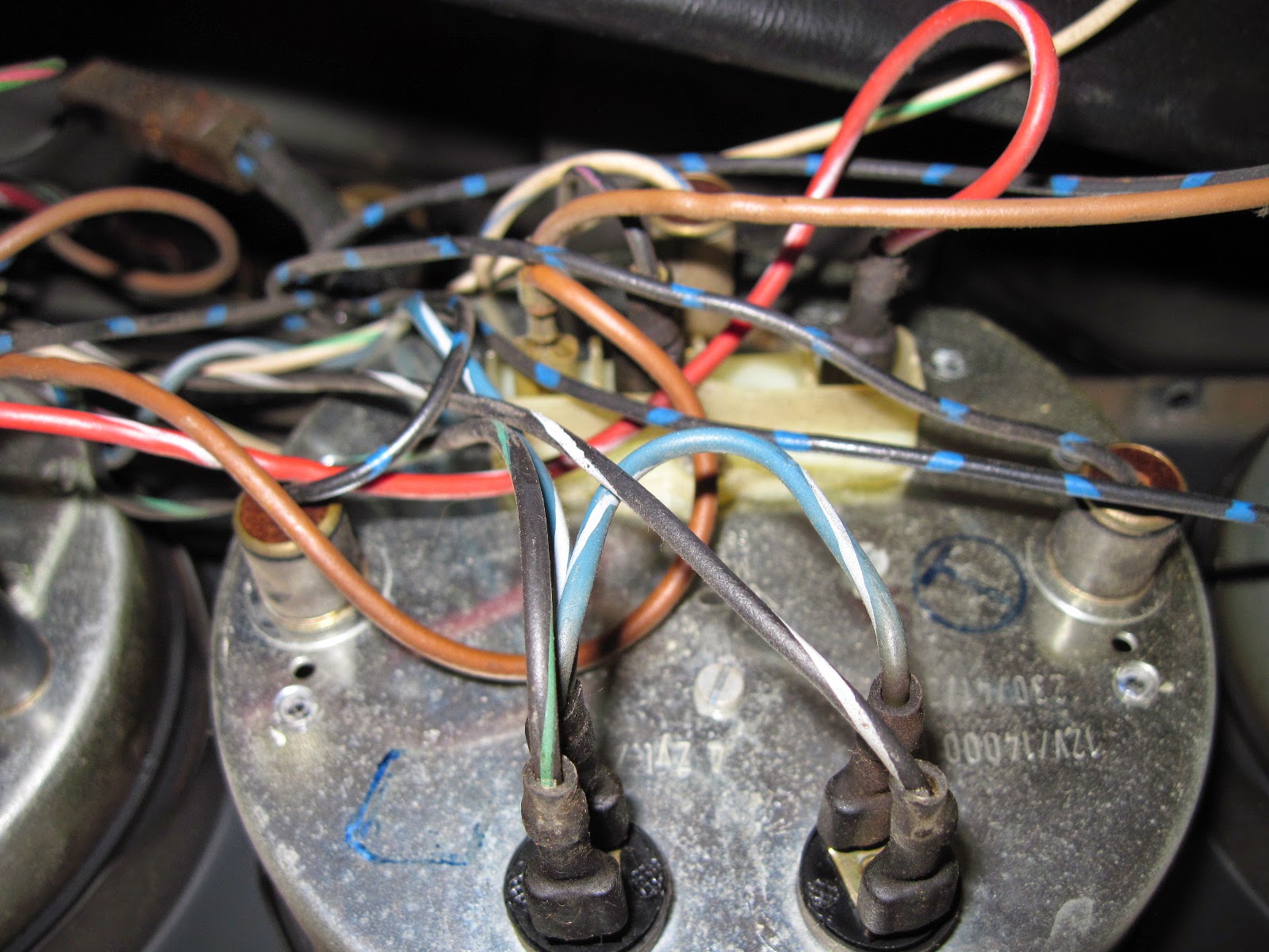 Porsche 914E Electric Conversion and Tesla Obsession Instrument Cluster Removal