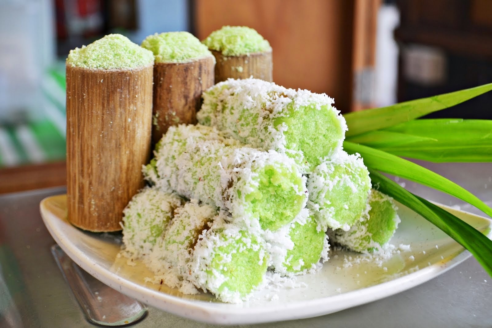 Resep Lengkap Kue Putu Bambu Khas Medan Paling Enak