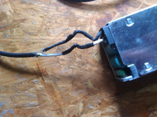 permasalahan umum pada kabel charger laptop