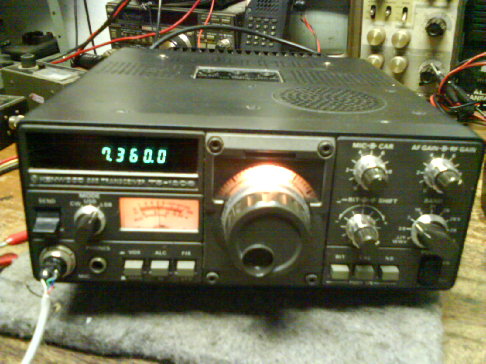 Rogeletryc RADIOS TRANSMISSORES: a venda Kenwood TS-120