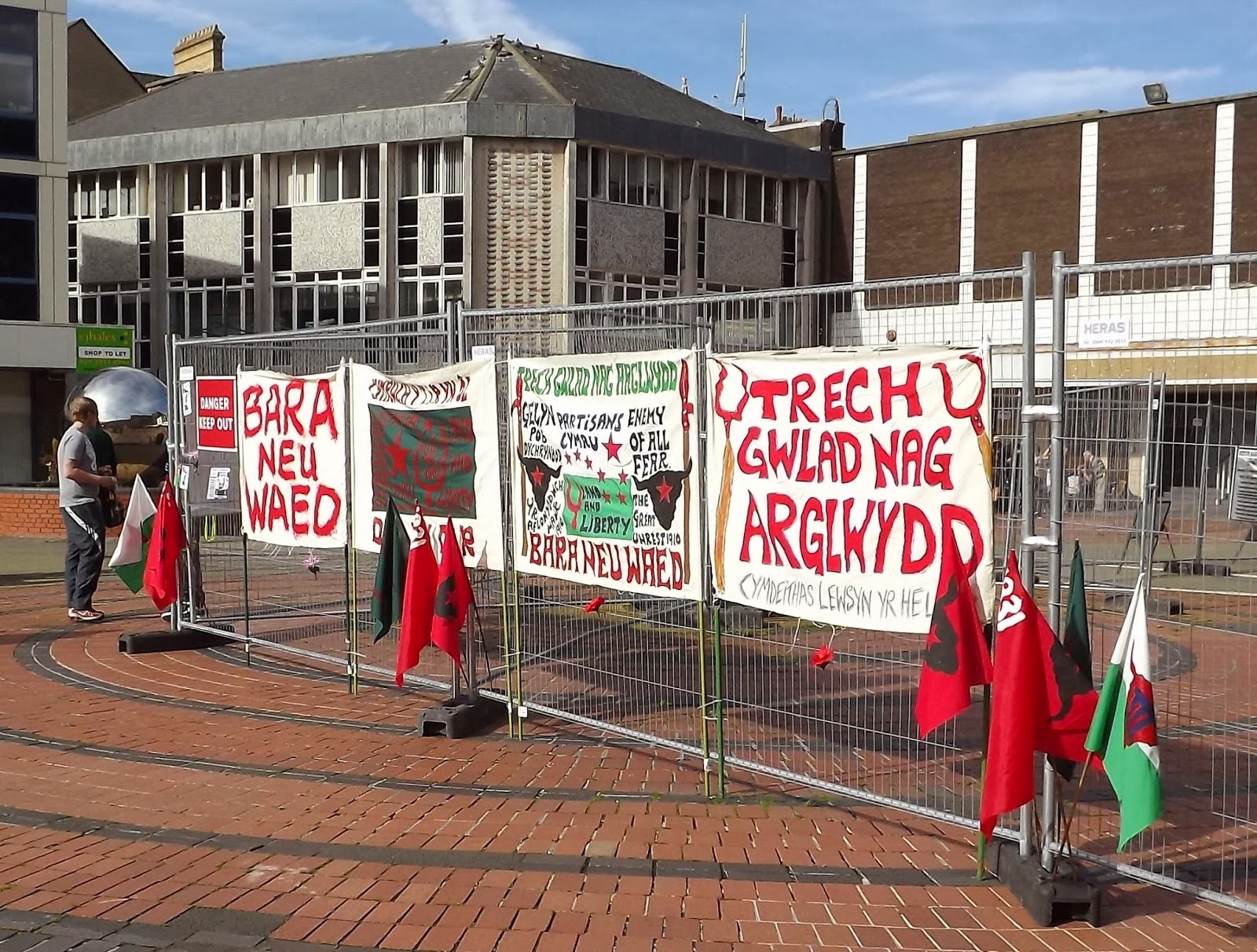 Yr Aflonyddwch Mawr Welsh National Day March 1st A New Flag For a