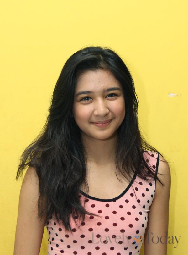 Profil dan Foto Mikha Tambayong, Artis Muda Multi Talenta