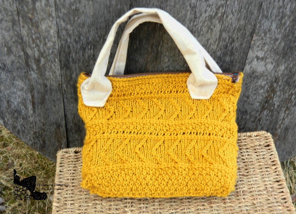 Designs by Diligence: Come This Way Purse