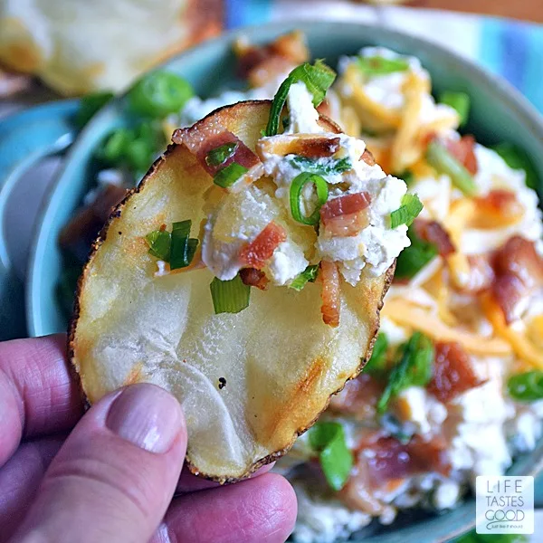 Loaded Baked Potato Dip | by Life Tastes Good has all of the toppings typically on a scrumptious loaded baked potato, but in dip form, which makes it so much more fun, right?! It's an appetizer! That alone makes it a party in the bowl <smile> #SundaySupper