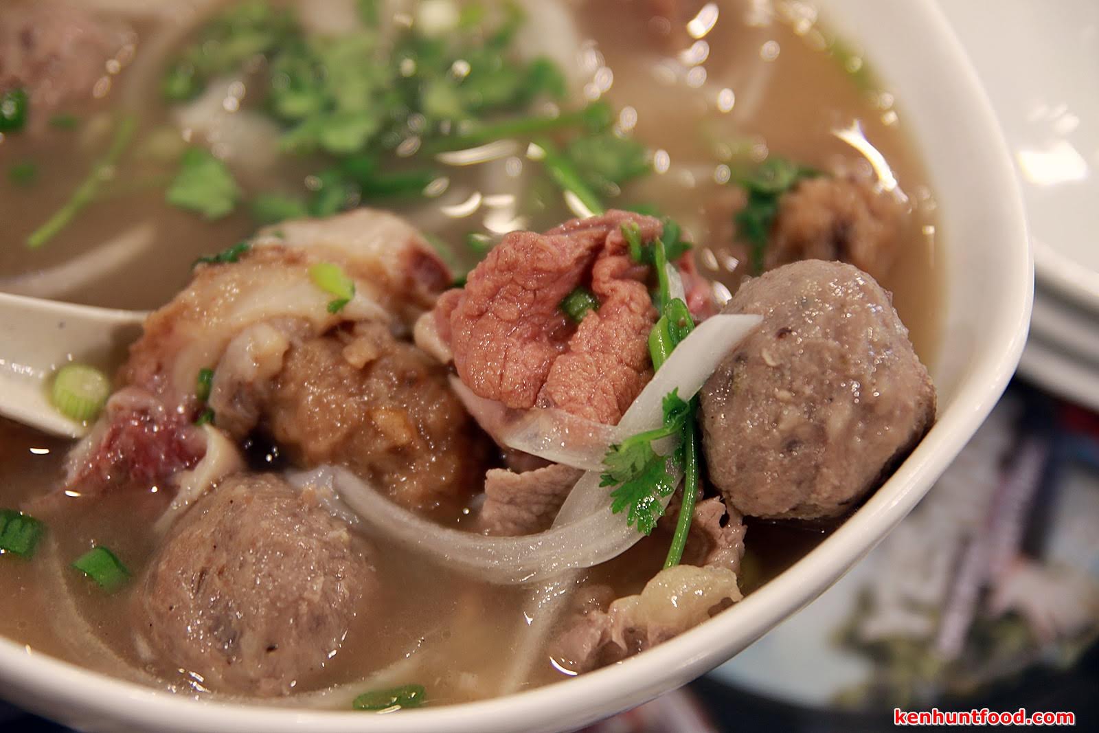 Ken Hunts Food Petit Cafe Macalister Road Georgetown Penang