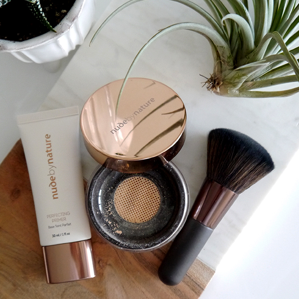 Nude By Nature Perfecting Primer, Radiant Loose Powder Foundation, mineral powder foundation brush