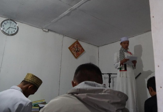 Masya Allah! Penuh Haru, Beginilah Potret Salat Idul Adha Pertama di Pedalaman Papua Barat