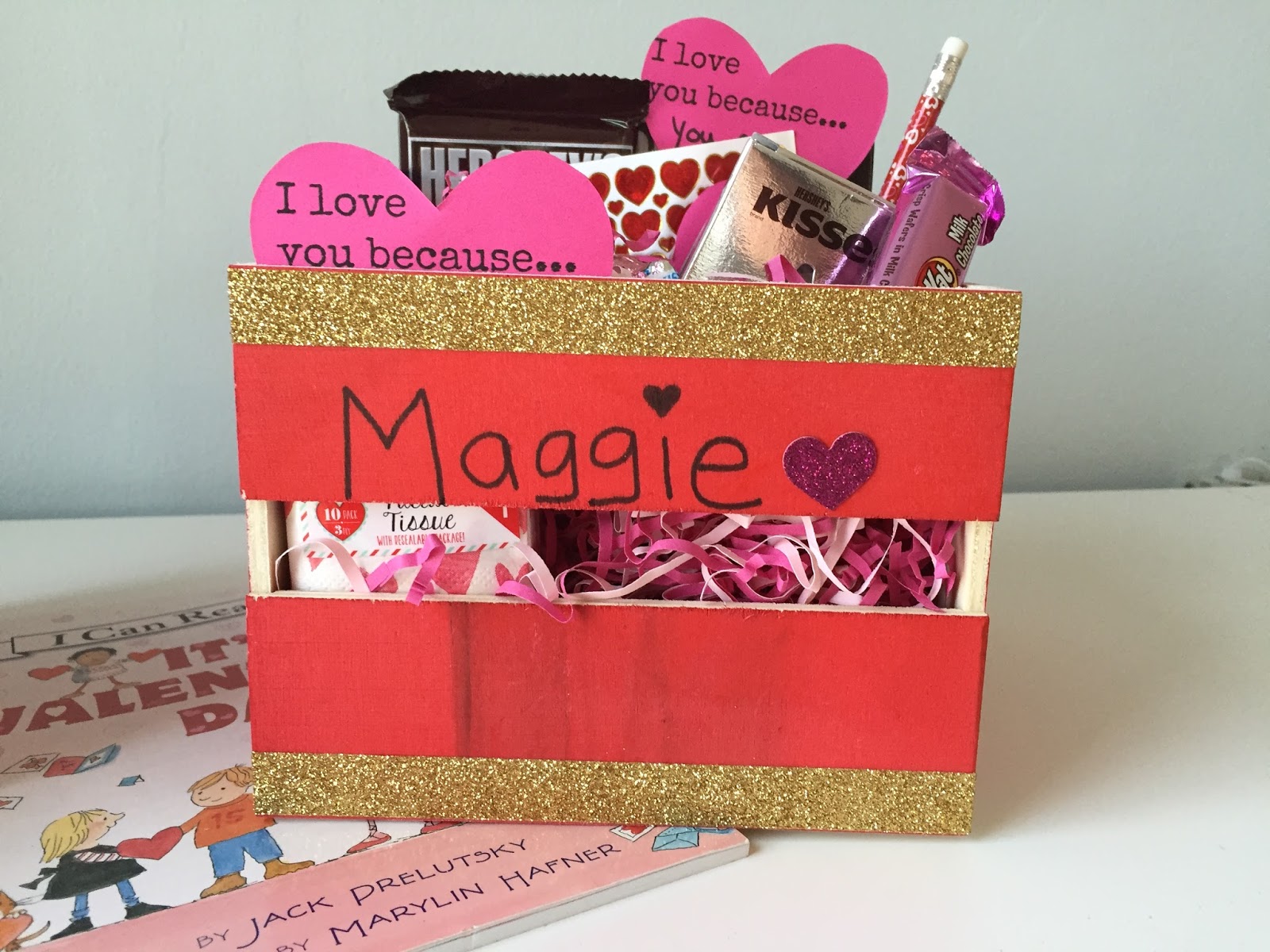 Featured image of post Basket Valentines Gifts For Kids / Send flowers carries several different valentines day gift baskets, including many designed specifically for women.