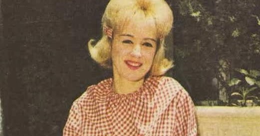 HISTORY OF AUSTRALIAN MUSIC FROM 1960 UNTIL 2000: ELAINE McKENNA