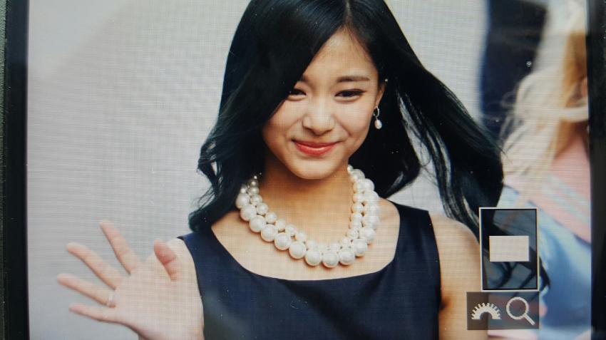 오늘 뮤비의상 입은 트와이스 출근길 | 인스티즈