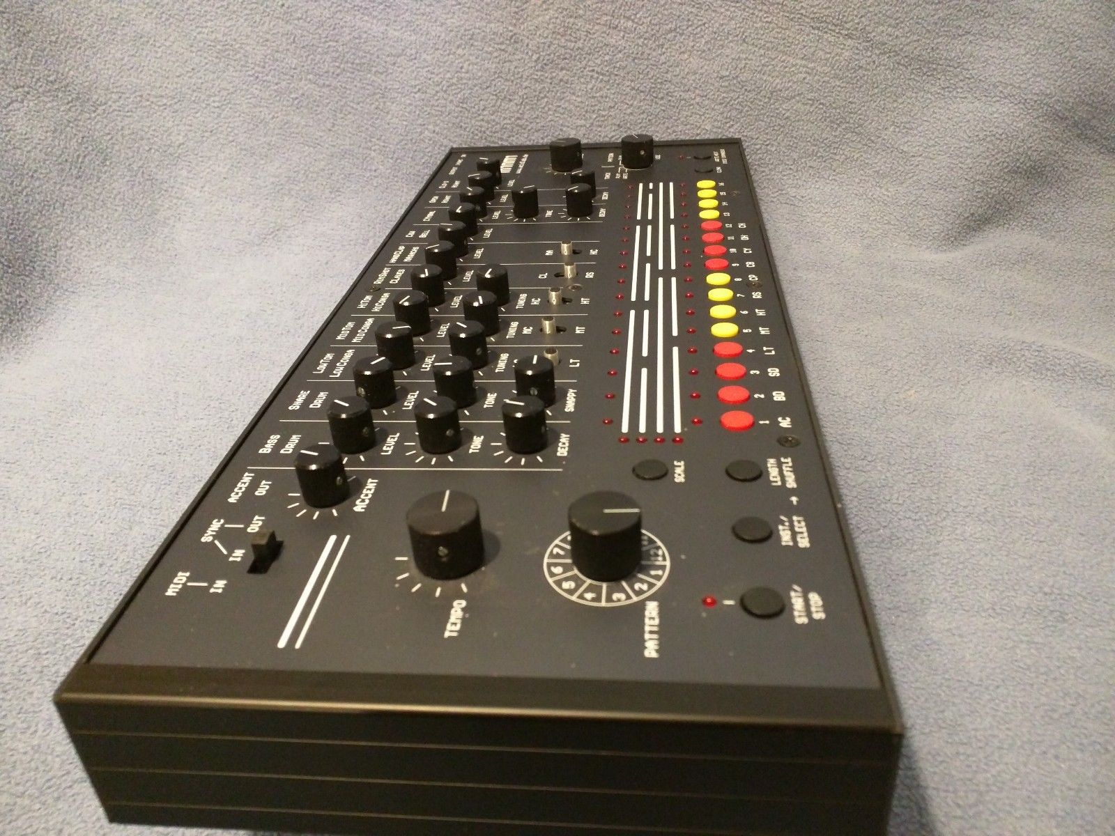 MATRIXSYNTH Acidlab Miami Analog Drum Machine