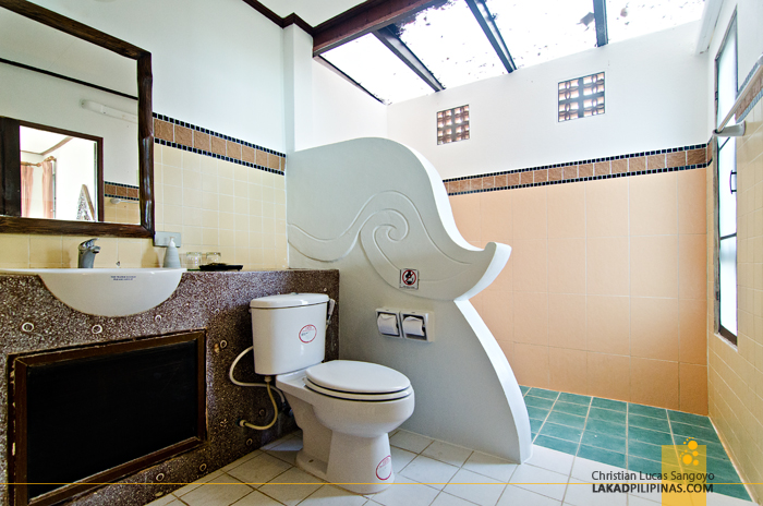 Bayview Resort Phi Phi Toilet and Bath