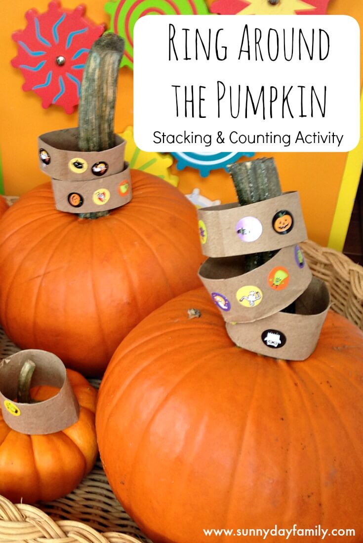 Fine motor stacking and counting activity for toddlers using pumpkins! Fun fall themed or Halloween activity for toddlers & preschoolers.