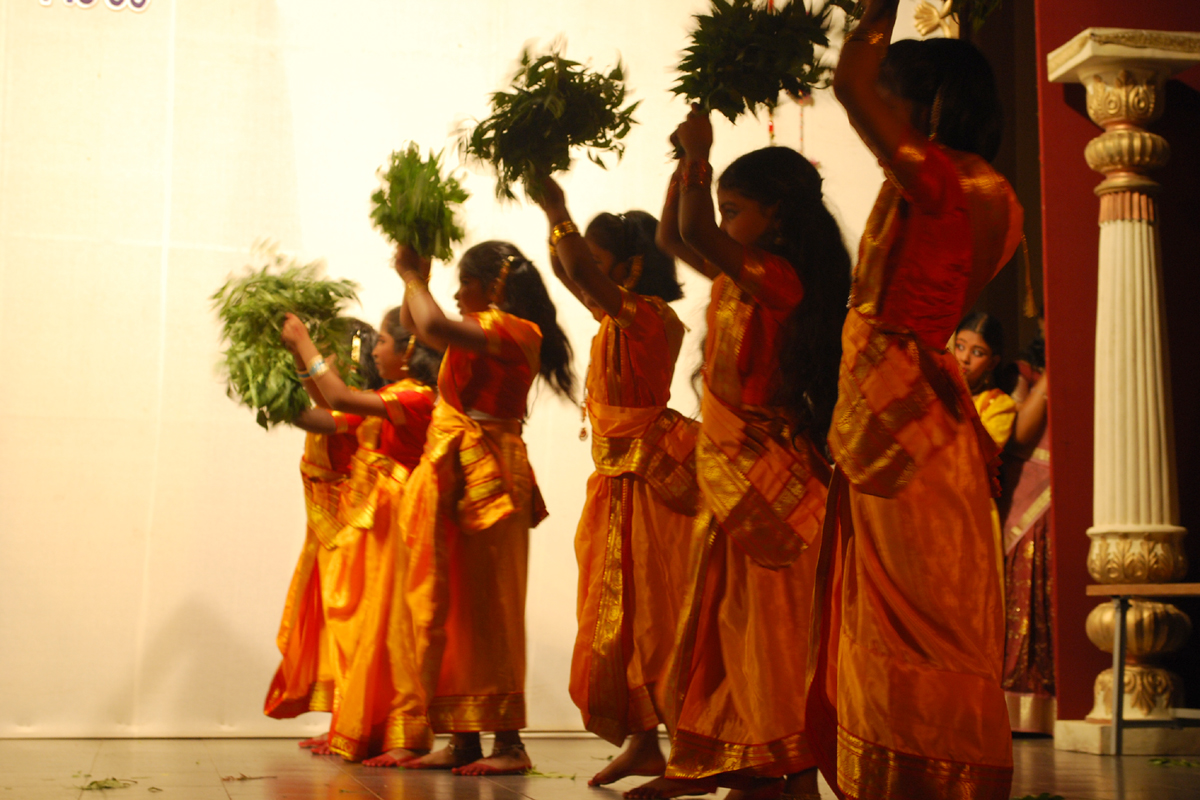 Dance Costumes Rent Coimbatore bharathanatyam costumes rental in