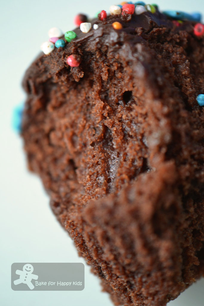 Bake for Happy Kids: One-Bowl Chocolate Cupcakes (Martha Stewart)