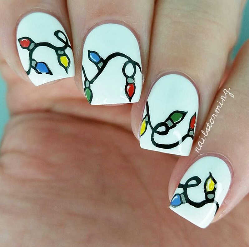 14 Nail Art Design To Try This Christmas 2015 - Glowlicious.Me - A ...