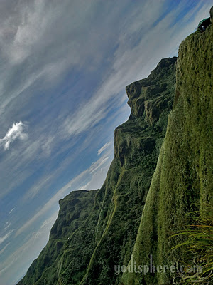 Mt. Batulao steep ridges