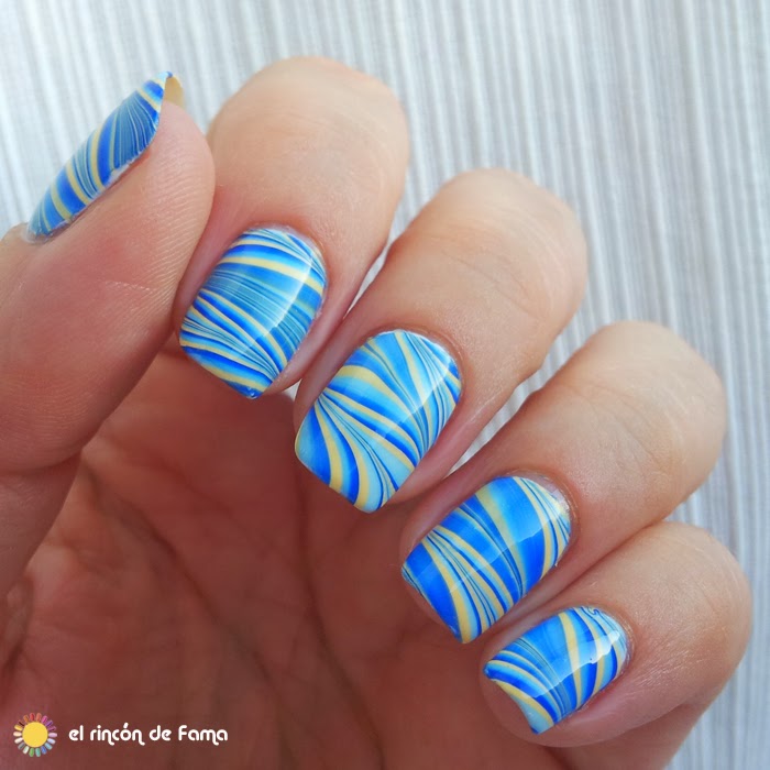 WATER MARBLE NAIL ART
