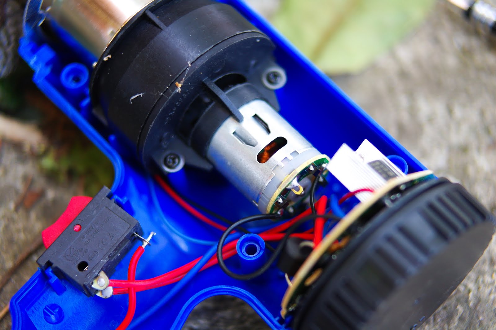 мотор rs380 6v. фен уровень шума. тип мотора фена какой лучше. бесколлекторный электродвигатель dst1300. Johnson моторчик 34900.