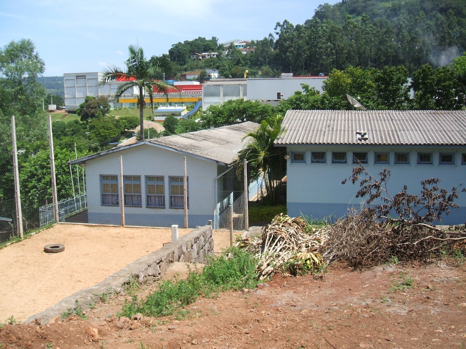 Escola de Ensino Fundamental PORTO NOVO : Histórico da Escola