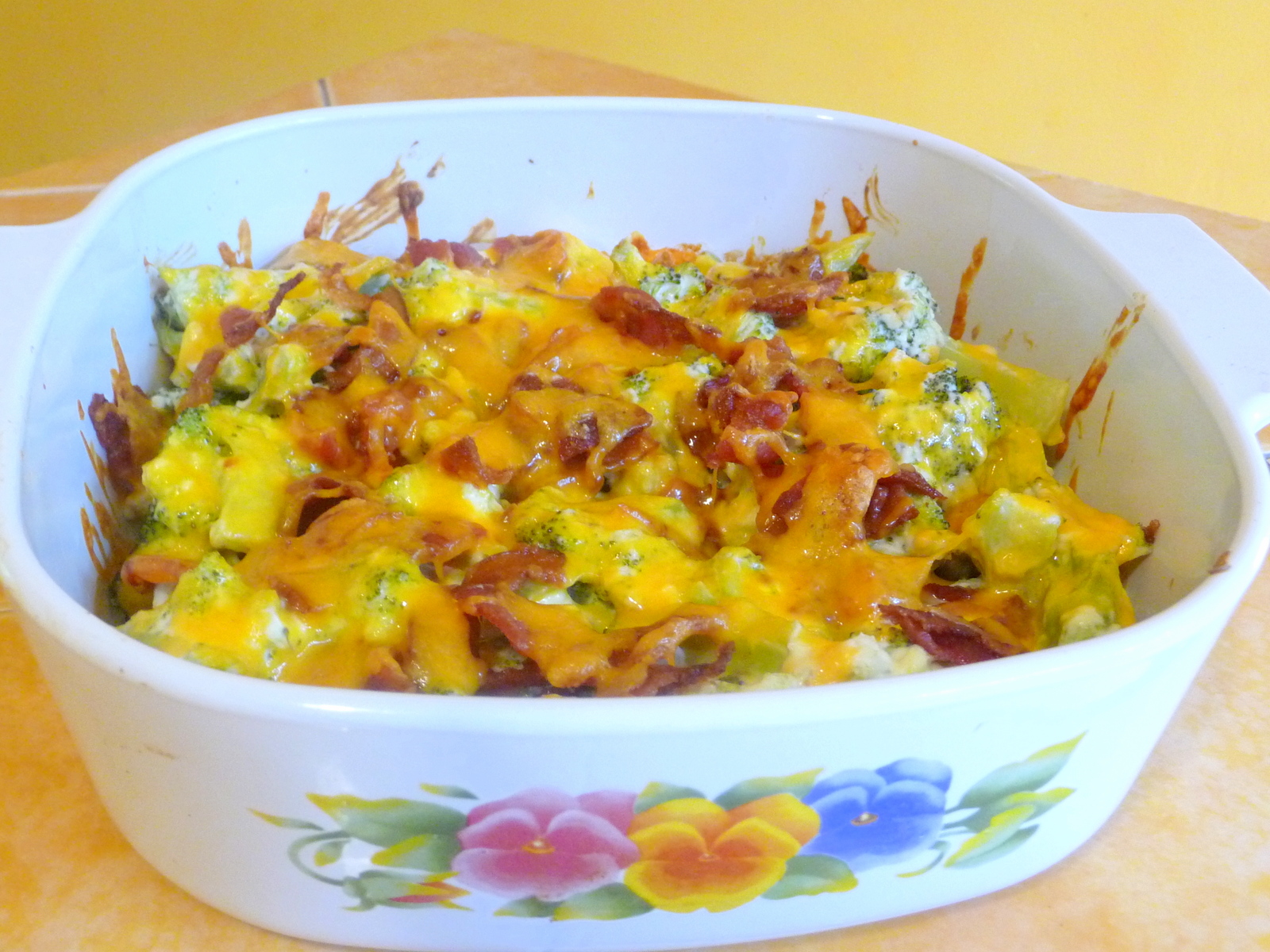 CREAMY BROCCOLI BACON BAKE