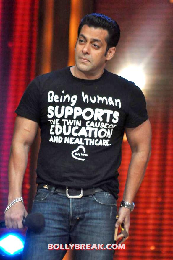 Salman Khan - (11) - Salman & Katrina on the sets of 'Jhalak Dikhhla Jaa 5'