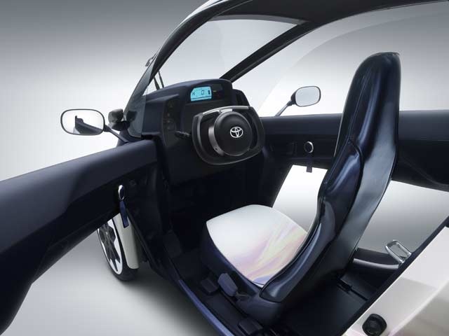 Toyota i-ROAD personal mobility vehicle