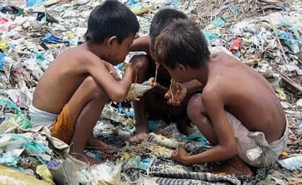 Denuncian que ''en Jujuy la gente volvió a comer de la basura'' Denuncian que ''en Jujuy la gente volvió a comer de la basura''