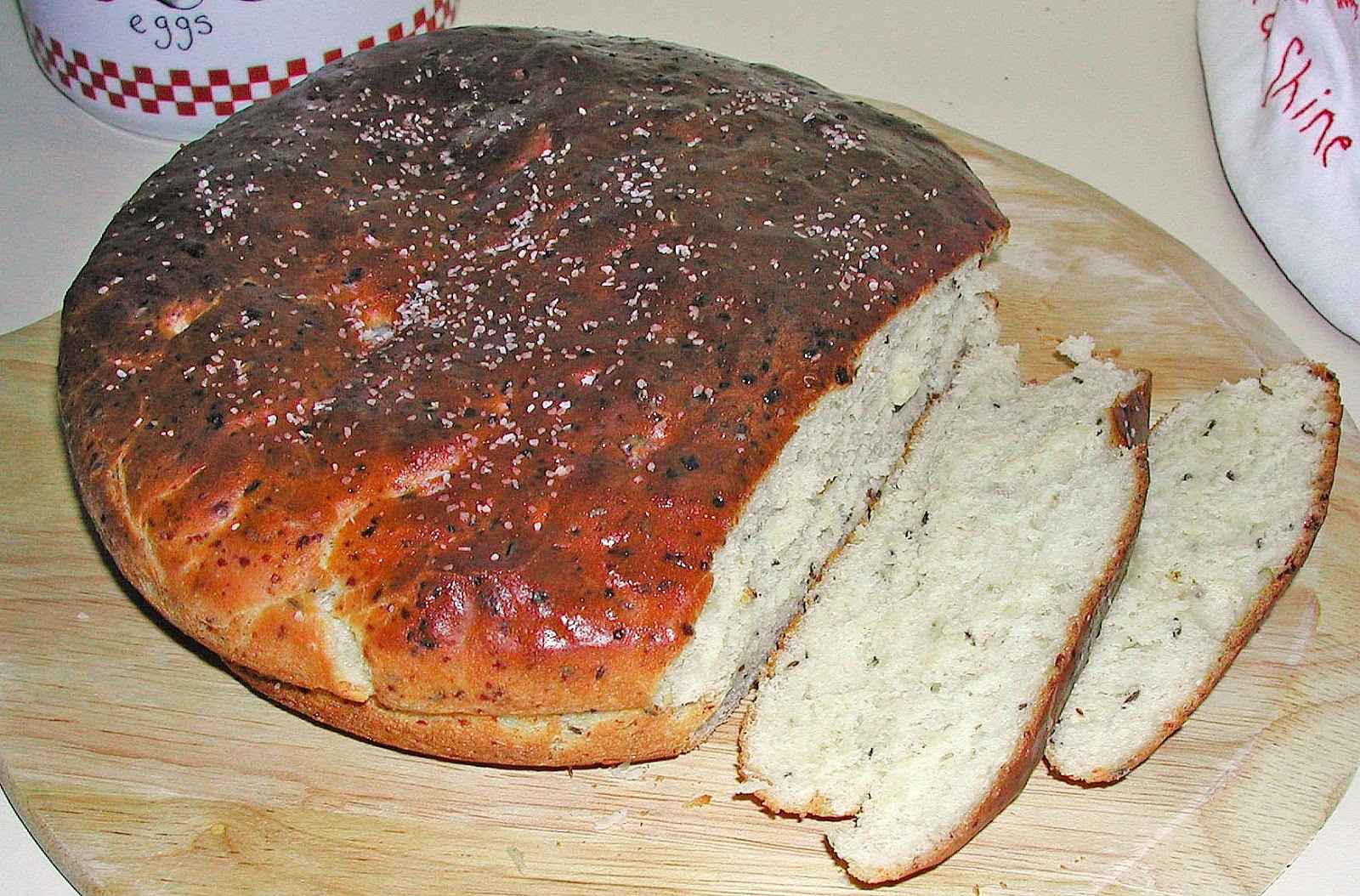 The Iowa Housewife Family Favorites...Dilly Casserole Bread