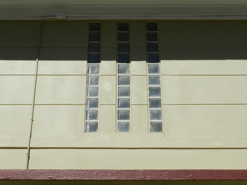 mike-s-historic-buildings-an-art-moderne-exception