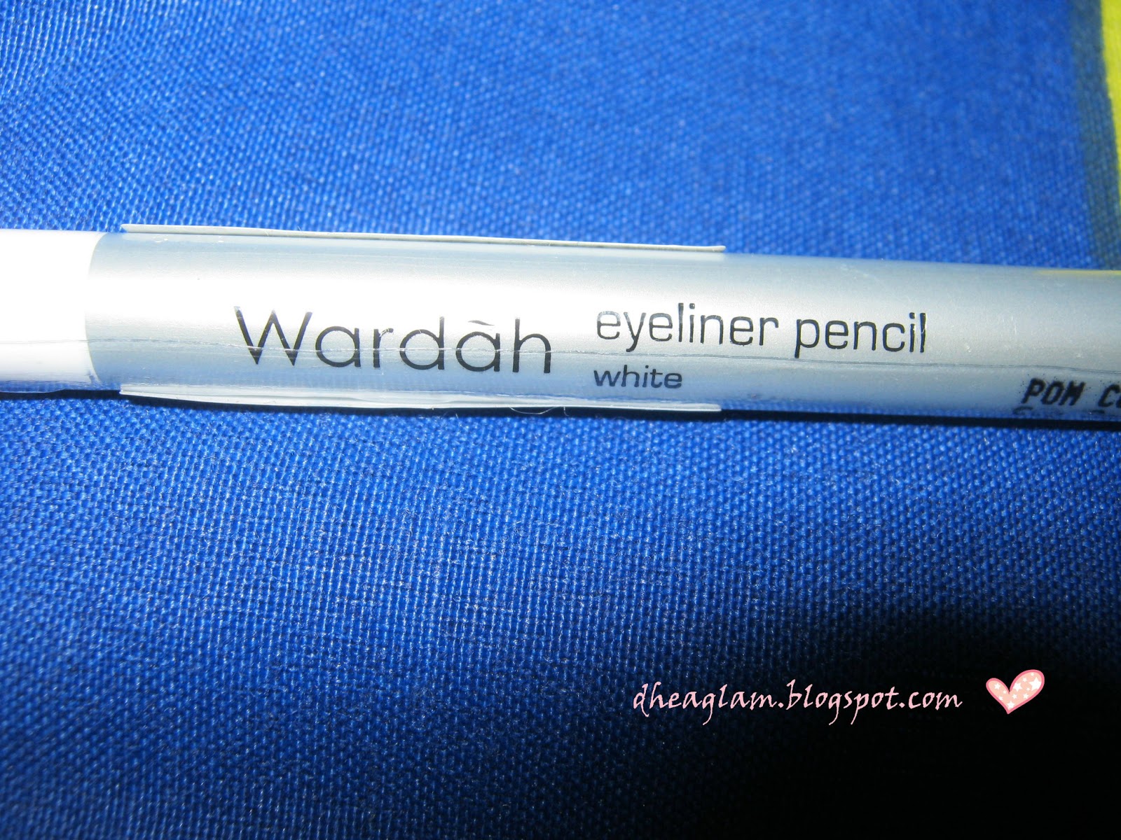 DeeGlam: Wardah eyeliner white pencil
