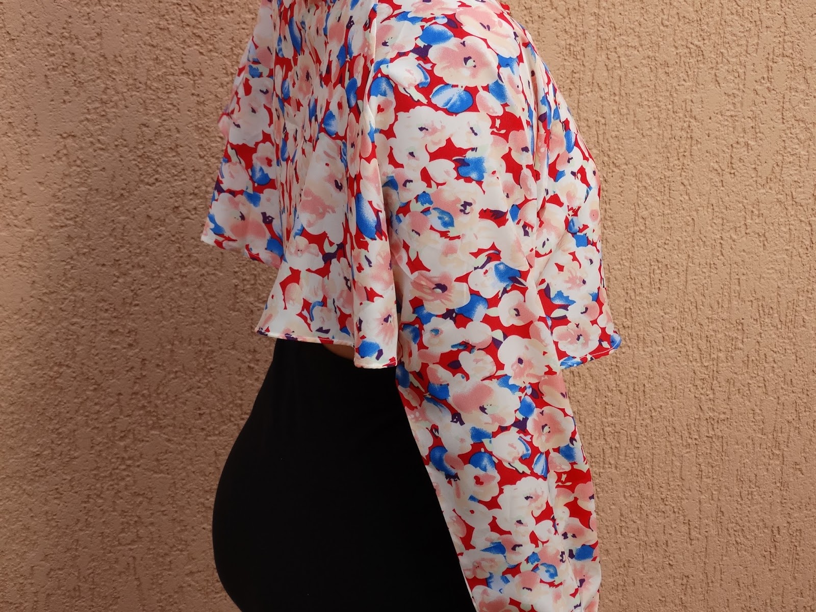 LONG SLEEVES CROP TOP