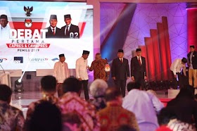 Prabowo Mau Naikkan Gaji PNS, Jokowi Tak Setuju