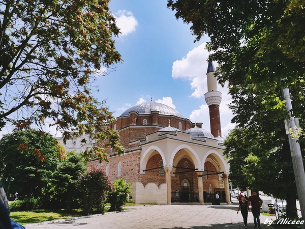 Moscheea Banya Bashi - obiectiv-turistic-Sofia-Bulgaria